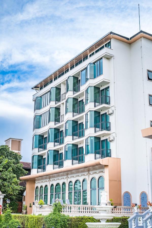 Mekong Heritage Hotel Nakhon Phanom Ngoại thất bức ảnh