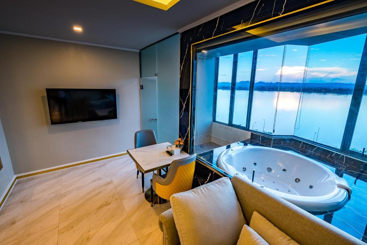 Mekong Heritage Hotel Nakhon Phanom Ngoại thất bức ảnh